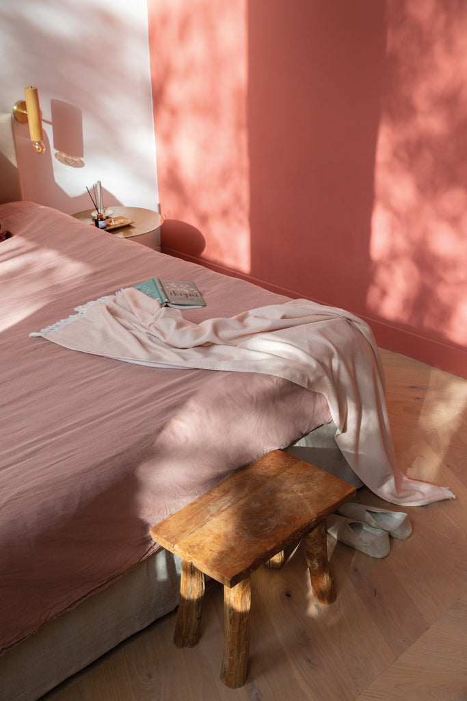 Load image into Gallery viewer, Hisako AWARE™ 4 Seasons towel/blanket 100x180 - Custom Wood Designs
