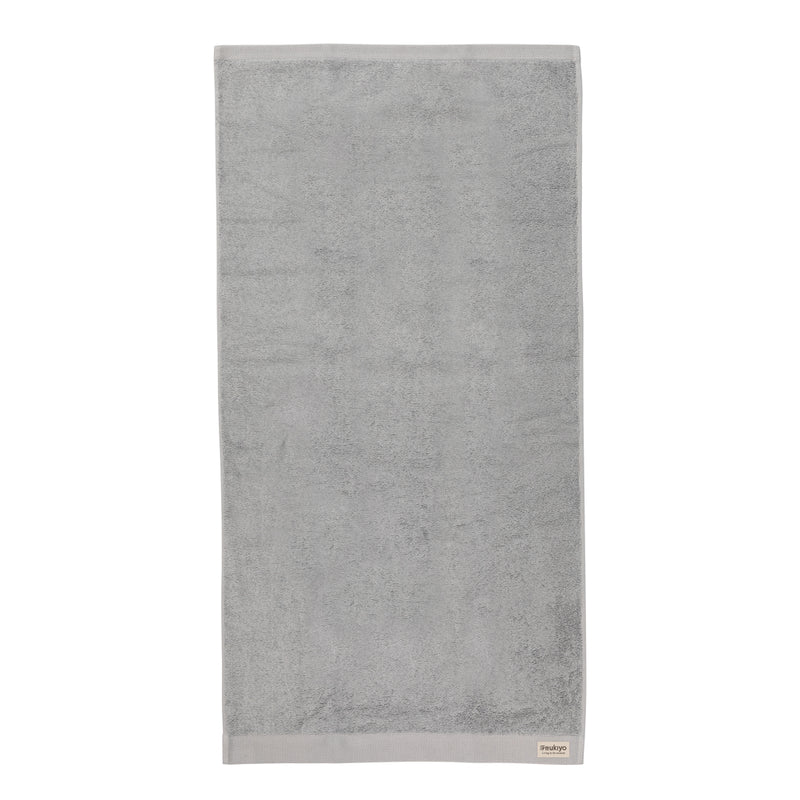 Load image into Gallery viewer, Sakura AWARE™ 500 gsm bath towel 50x100cm - Custom Wood Designs