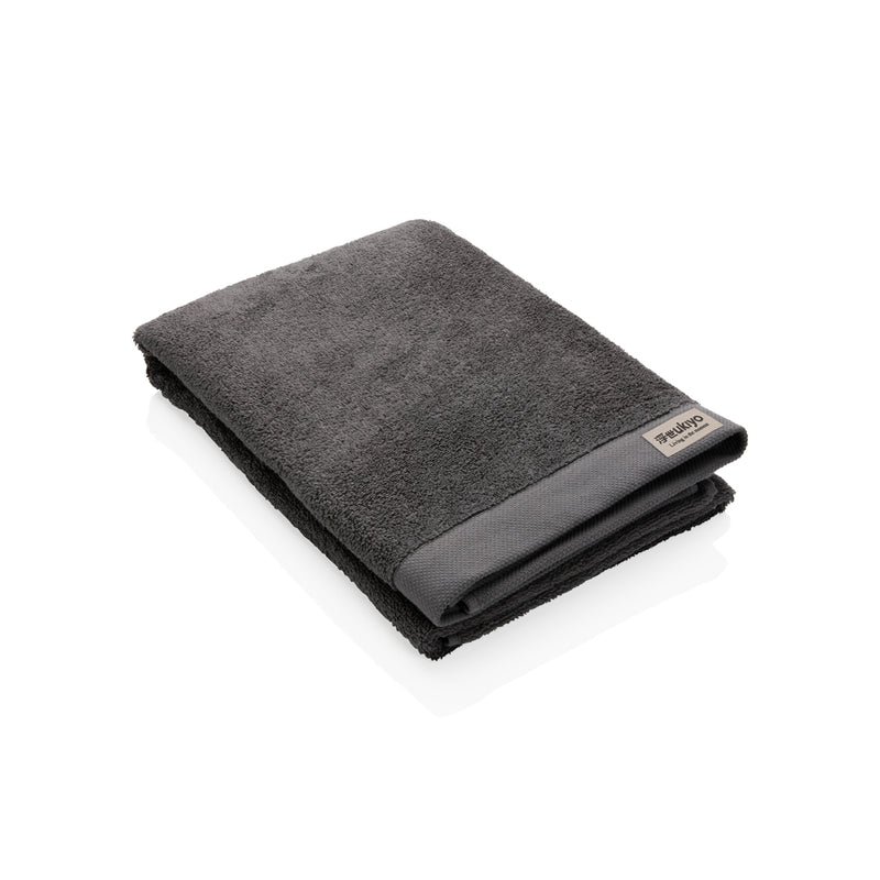 Load image into Gallery viewer, Sakura AWARE™ 500 gsm bath towel 70x140cm - Custom Wood Designs