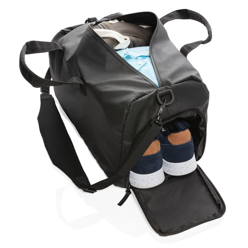 Load image into Gallery viewer, Black PVC-free weekend bag from XD Collection, stylish travel bag with multiple compartments and sturdy handles.
