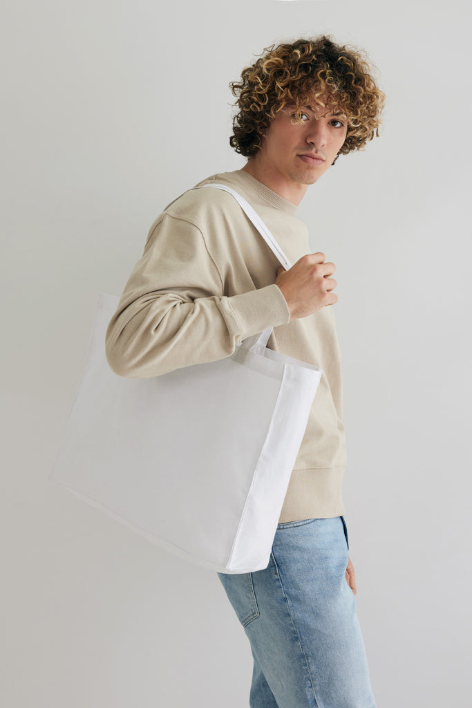 Load image into Gallery viewer, Cotton shopper bag from XD Collection in 145g weight, eco-friendly travel and shopping bag with sturdy handles.