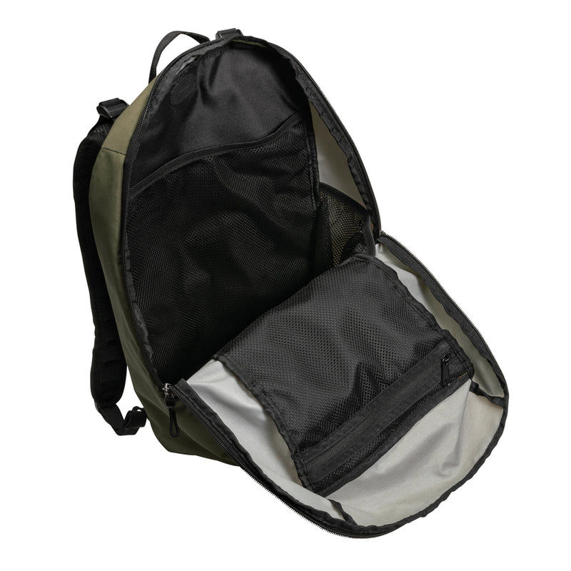 Load image into Gallery viewer, Impact AWARE™ Hiking backpack 18L from XD Collection, featuring adjustable straps and multiple compartments for outdoor adventures.