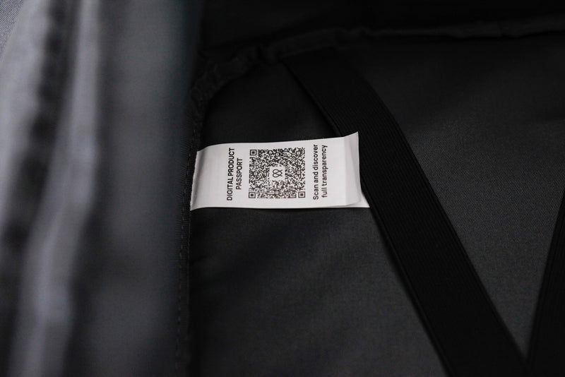 Load image into Gallery viewer, XD Xclusive Armond Aware™ RPET travel pack, stylish bags and travel bag made from eco-friendly recycled materials.