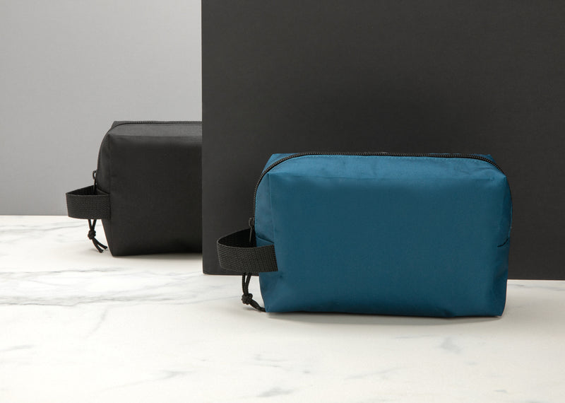 Load image into Gallery viewer, RPET toiletry bag - Custom Wood Designs