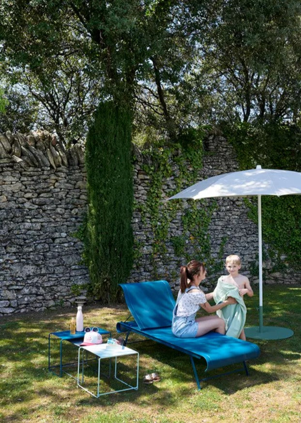 Load image into Gallery viewer, Fermob Shadoo outdoor table umbrella with 250cm diameter, providing shade for outdoor dining or hospitality settings.