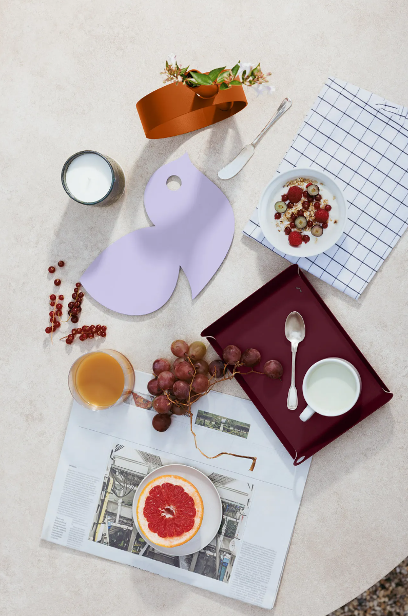 Load image into Gallery viewer, Fermob ALTO metal tray measuring 36 x 23 cm, shown outdoors with a sleek, modern design for outdoor furniture accessories.