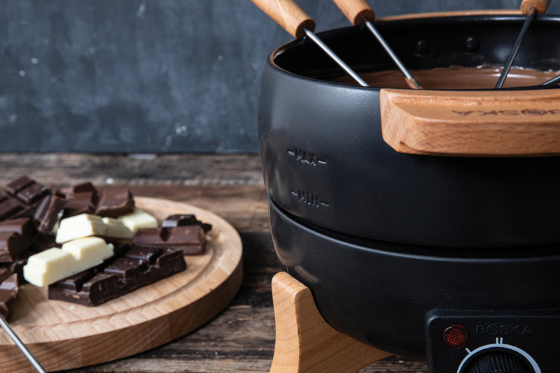 Load image into Gallery viewer, Electric Party Fondue Set - 2.3L (EU Type F) - Custom Wood Designs Electric Party Fondue Set - 2.3L (EU Type F)