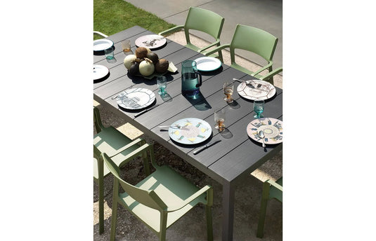 Sophisticated 8-Seater Outdoor Dining Set with Timeless Italian Design