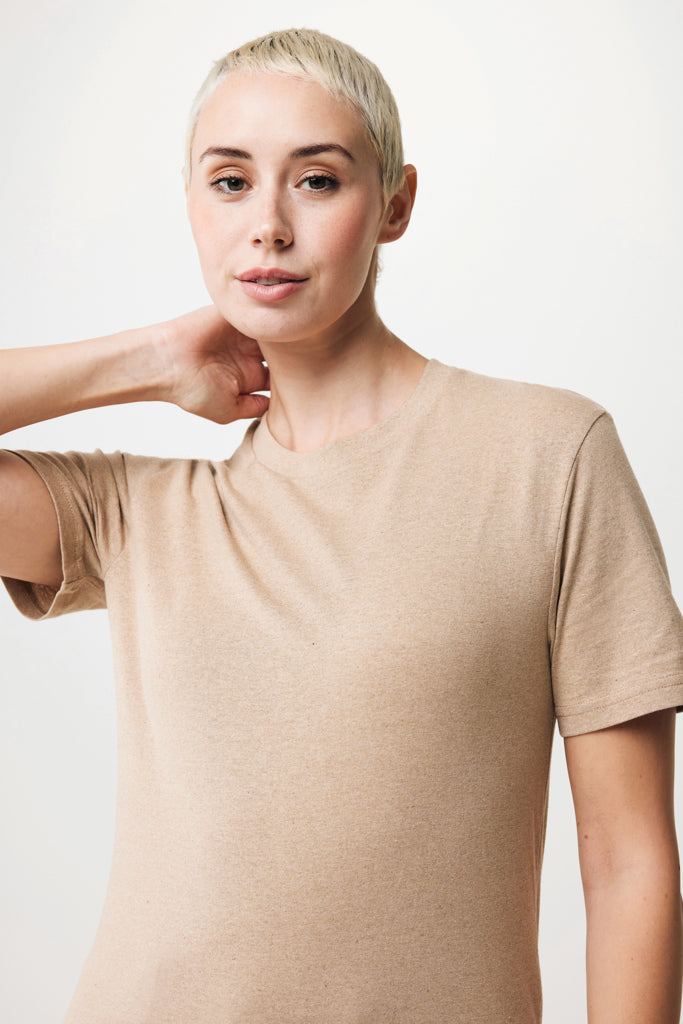 Load image into Gallery viewer, Manue recycled cotton t-shirt undyed - Custom Wood Designs