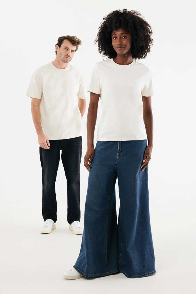 Load image into Gallery viewer, Nikko heavyweight recycled cotton t-shirt - Custom Wood Designs Nikko heavyweight recycled cotton t-shirt