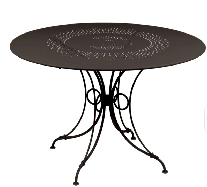 Load image into Gallery viewer, Round Fermob 1900 outdoor table with 117cm diameter, featuring a sleek metal design for outdoor dining and patio use.