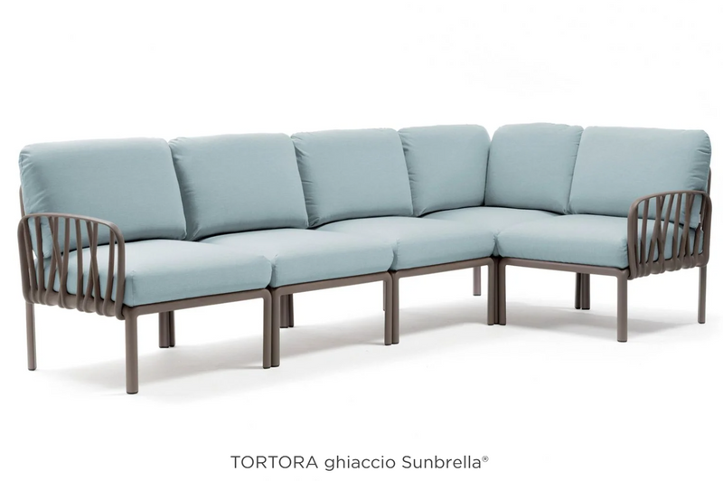 Load image into Gallery viewer, Komodo 5 modular outdoor sofa by Custom Wood Designs, in Tortora Ghiaccio, showing a stylish outdoor patio furniture setup.