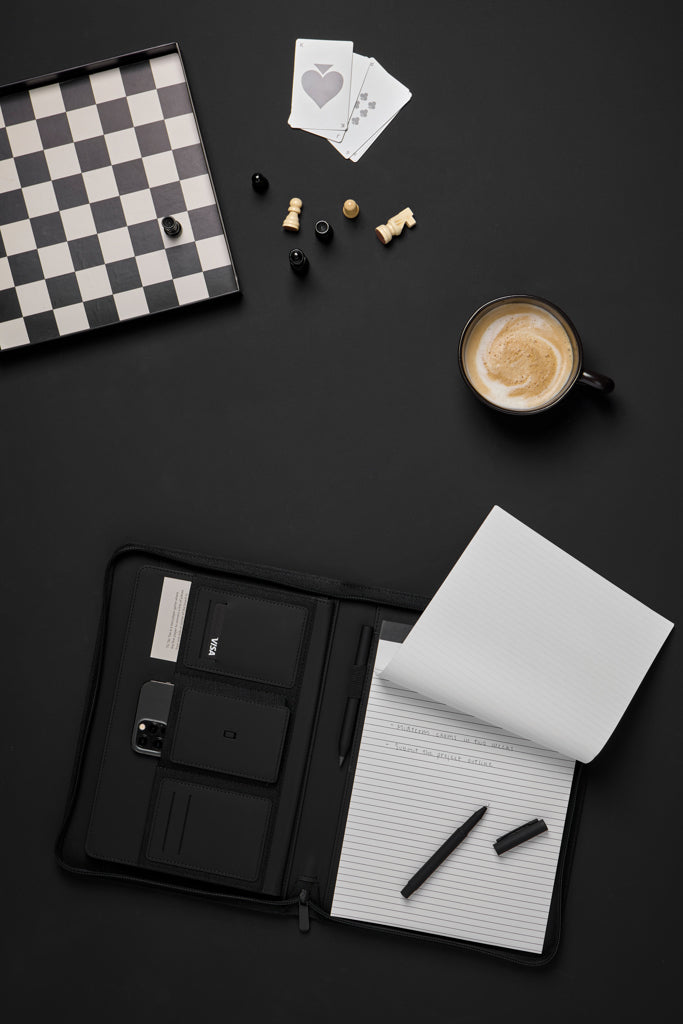 Load image into Gallery viewer, Vinga Baltimore RCS pen set featuring sleek writing instruments with black and silver finishes, ideal for professional use.