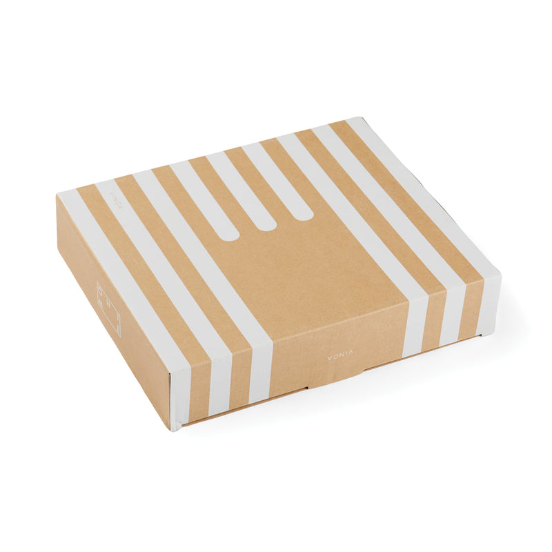 Load image into Gallery viewer, Monte neu oven dish - Custom Wood Designs