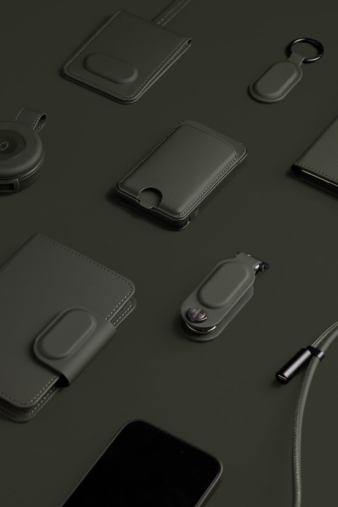 Load image into Gallery viewer, Vinga Baltimore RCS Key Organizer with Finder dual features compact design for phone and tablet accessories, with key storage and locator.