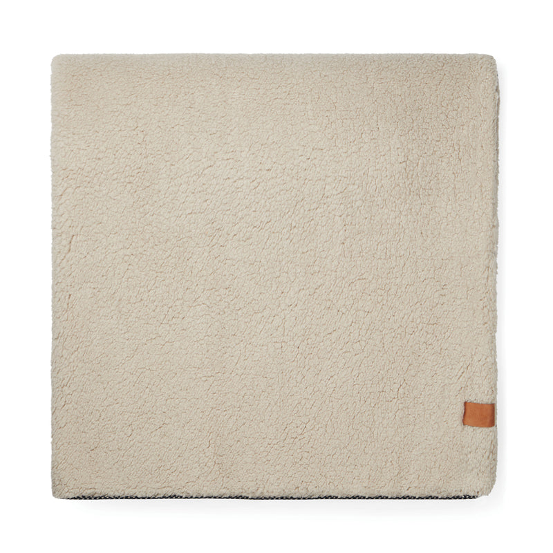 Load image into Gallery viewer, Main GRS recycled double pile blanket - Custom Wood Designs
