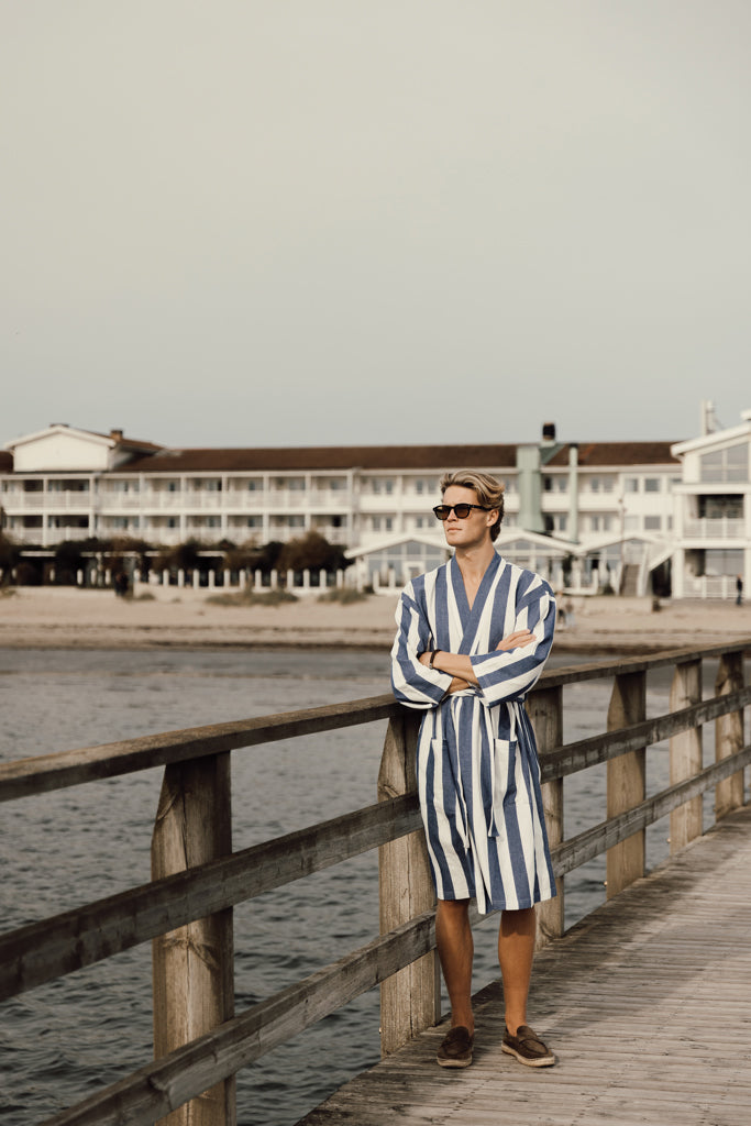 Load image into Gallery viewer, Ornos GRS hammam robe S/M - Custom Wood Designs