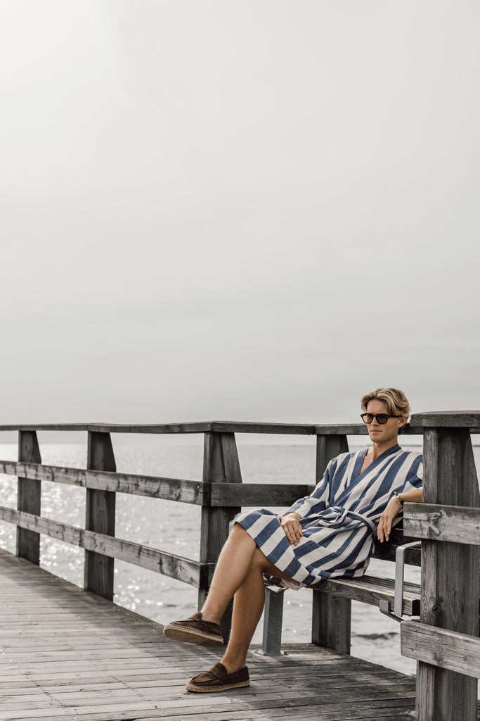 Load image into Gallery viewer, Ornos GRS hammam robe S/M - Custom Wood Designs