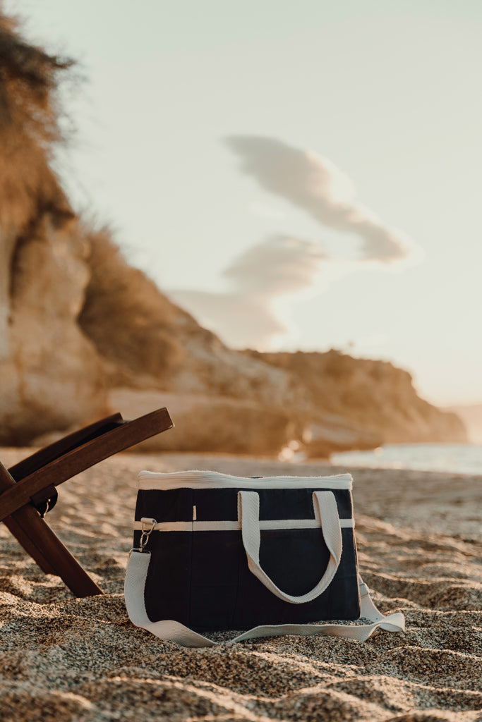Load image into Gallery viewer, VINGA Volonne AWARE™ recycled canvas cooler basket - Custom Wood Designs