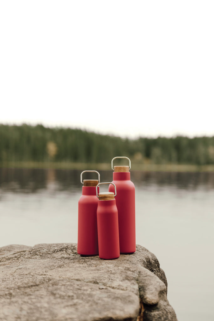 Load image into Gallery viewer, Vinga Ciro RCS recycled vacuum bottle 300ml in stainless steel, with a sleek design and leak-proof lid for drinkware.