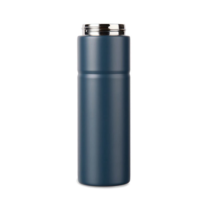 Load image into Gallery viewer, Vinga Baltimore Trek RCS recycled stainless steel 600ml water bottle with spill-proof lid and ergonomic design.