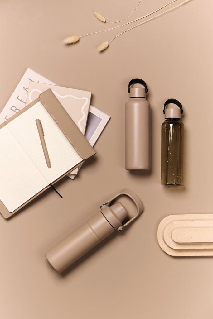 Load image into Gallery viewer, Vinga Baltimore Trek RCS recycled stainless steel 600ml water bottle, drinkware with a sleek design and eco-friendly finish.