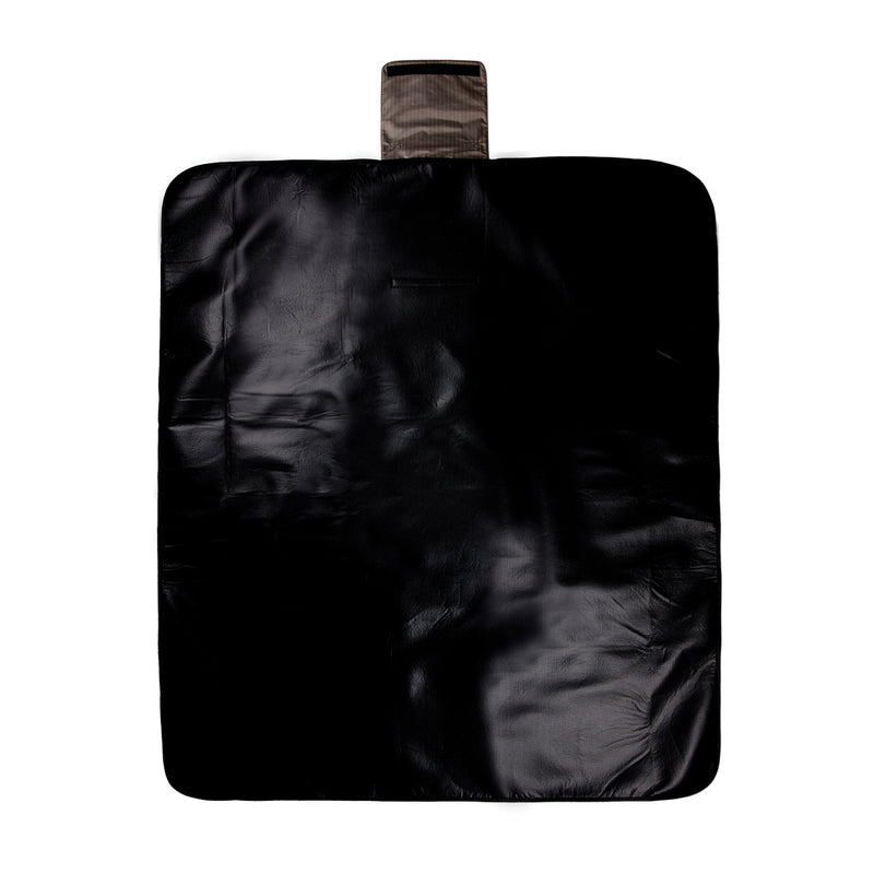 Load image into Gallery viewer, Vinga Baltimore RCS outdoor picnic blanket with colorful pattern, ideal for parks and outdoor gatherings.