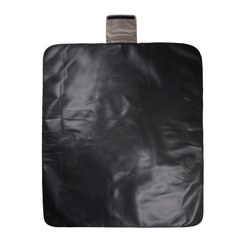 Load image into Gallery viewer, Vinga Baltimore RCS outdoor picnic blanket spread on grass with colorful pattern, ideal for outdoor gatherings and picnics.