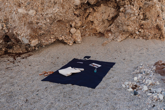 Recycled canvas picnic blanket - Custom Wood Designs