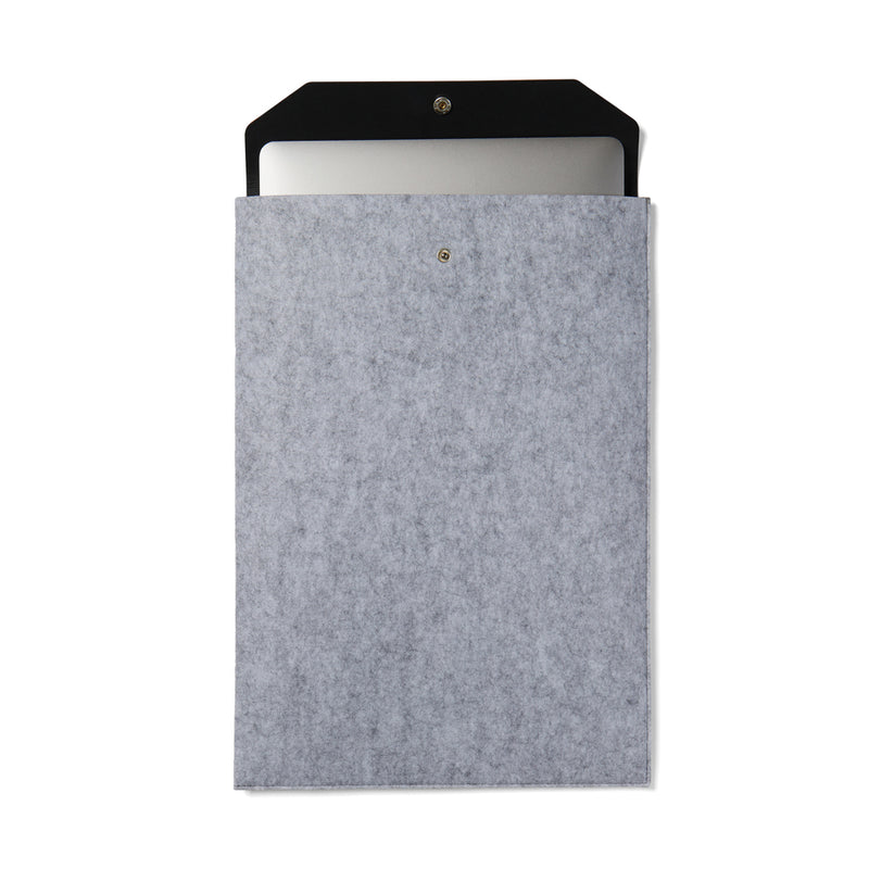 Load image into Gallery viewer, Albo GRS recycled felt 17" laptop sleeve - Custom Wood Designs