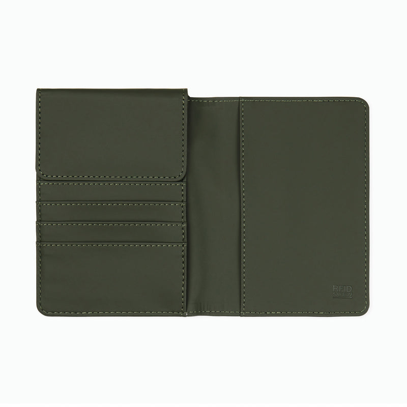 Load image into Gallery viewer, Baltimor RCS recycled polyester RFID passport cover - Custom Wood Designs