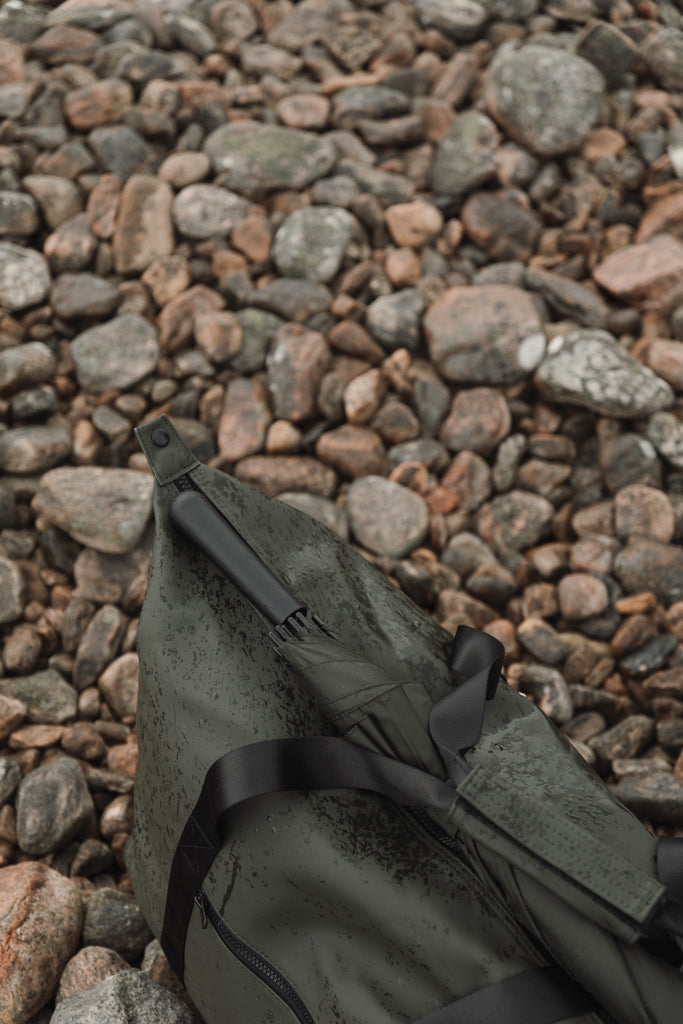 Load image into Gallery viewer, Vinga Baltimore AWARE™ RPET 23-inch umbrella open, featuring eco-friendly design with vibrant fabric and sturdy handle.