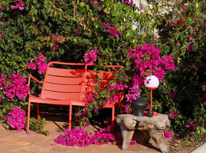 Load image into Gallery viewer, Luxembourg Duo Low Armchair by Fermob, outdoor metal bench with a modern design, suitable for outdoor furniture settings.