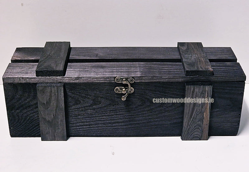 Load image into Gallery viewer, Rustic Bottle Box - Black Single x 25 Bottle box Custom Wood Designs __label: Multibuy Bottle Box bottle-box-default-title-rustic-bottle-box-black-single-52613316444503