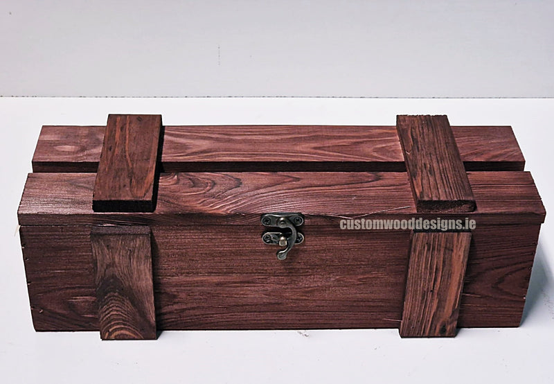 Load image into Gallery viewer, Rustic Bottle Box - Burgundy Single x 25 Bottle box Custom Wood Designs __label: Multibuy Bottle Box gift box Gift Boxes Single bottle box bottle-box-default-title-rustic-bottle-box-burgundy-single-52613890998615