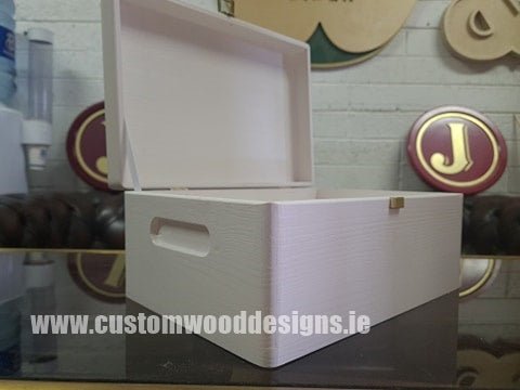 Load image into Gallery viewer, White Wood Box PHW5 37 X 28 X 18 cm Box Painted White pin bedroom deco box box with lid chest container hamper box room deco wall deco wood wooden box-painted-white-default-title-white-wood-box-phw5-37-x-28-x-18-cm-53611815764311