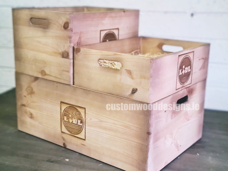 Load image into Gallery viewer, HighFive Pine Wood Box 40 X 30 X 23 cm OB5 Box with Handle pin bedroom deco box room deco wood wooden box-with-handle-default-title-highfive-pine-wood-box-40-x-30-x-23-cm-ob5-52063360090455
