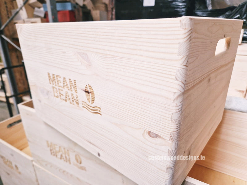 Load image into Gallery viewer, HighFive Pine Wood Box 40 X 30 X 23 cm OB5 Box with Handle pin bedroom deco box room deco wood wooden box-with-handle-default-title-highfive-pine-wood-box-40-x-30-x-23-cm-ob5-53611843322199