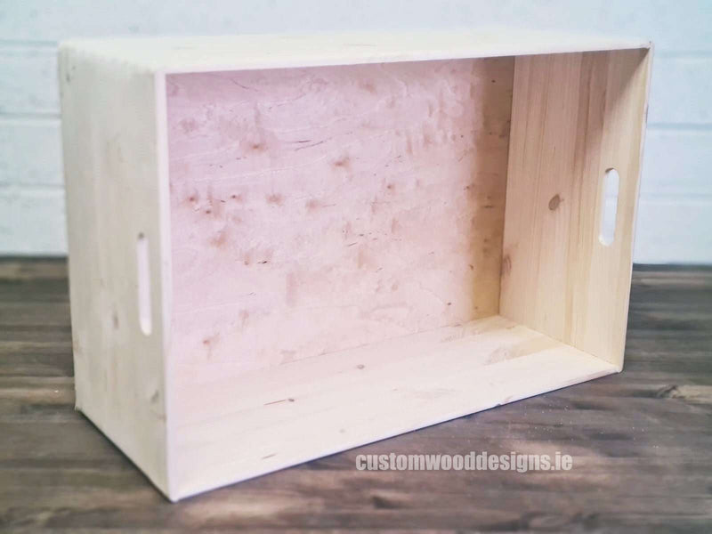 Load image into Gallery viewer, MaxSeven - Pine Wood Box 60 X 40 X 23,5 cm OB7 Box with Handle pin bedroom deco box crate room deco wood wooden box-with-handle-default-title-maxseven-pine-wood-box-60-x-40-x-23-5-cm-ob7-49180101935447