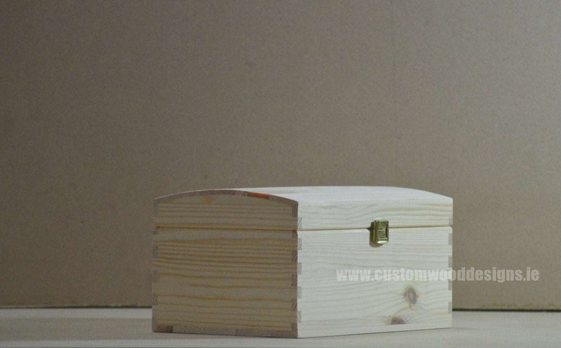 Load image into Gallery viewer, Pine Wood Chest CB3 29 X 19 X1 4,5 cm Chest Box pin bedroom deco box box with lid room deco wood wooden chest-box-unbranded-pine-wood-chest-cb3-29-x-19-x1-4-5-cm-53611776999767