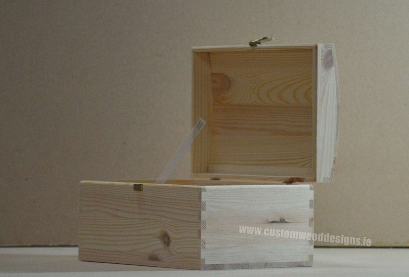 Load image into Gallery viewer, Pine Wood Chest CB3 29 X 19 X1 4,5 cm Chest Box pin bedroom deco box box with lid room deco wood wooden chest-box-unbranded-pine-wood-chest-cb3-29-x-19-x1-4-5-cm-53611782504791