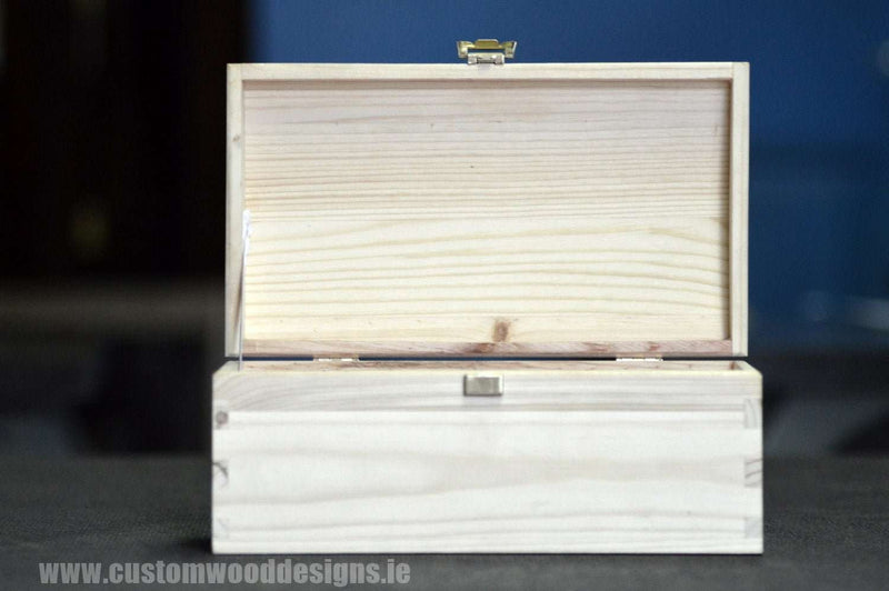 Load image into Gallery viewer, Pine Wood Chest CB3 29 X 19 X1 4,5 cm Chest Box pin bedroom deco box box with lid room deco wood wooden chest-box-unbranded-pine-wood-chest-cb3-29-x-19-x1-4-5-cm-53611782799703
