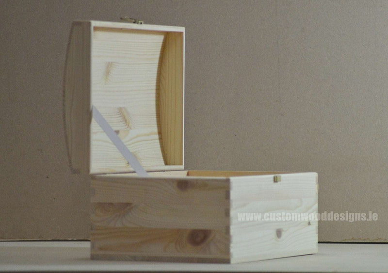 Load image into Gallery viewer, Pine Wood Chest CB4 32x22x16 cm Chest Box pin bedroom deco box box with lid container room deco small box storage small box wood wooden chest-box-unbranded-pine-wood-chest-cb4-32x22x16-cm-53611777556823