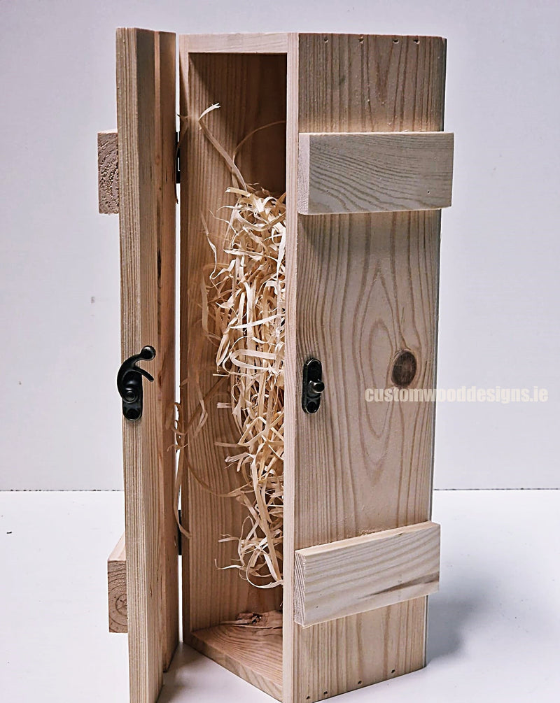 Load image into Gallery viewer, Rustic Bottle Box - Natural Single x 25 Corporate Gift Box with Wood Wool Custom Wood Designs __label: Multibuy gift gift box single box wine box wood wool corporate-gift-box-with-wood-wool-1-rustic-bottle-box-natural-single-53612179161431