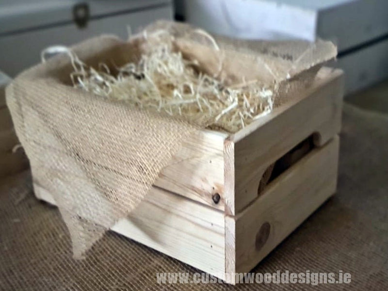 Load image into Gallery viewer, Small Hamper Crate Natural SCHN 31 x 23 x 15 cm Create Your Own Hamper Custom Wood Designs crate crateburlap diy hamper make your own small wood wool create-your-own-hamper-default-title-small-hamper-crate-natural-schn-31-x-23-x-15-cm-53612137054551