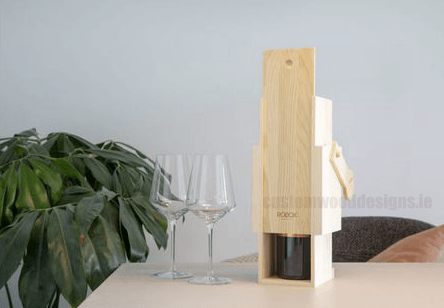 Load image into Gallery viewer, 2 in 1 Wine gift box and Robox cheese board Custom Wood Designs default-title-2-in-1-wine-gift-box-and-robox-cheese-board-53612249350487