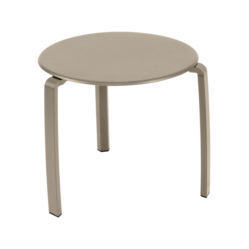 Load image into Gallery viewer, Fermob Alizé Low Table Ø48 cm in Nutmeg – round outdoor side table in aluminium