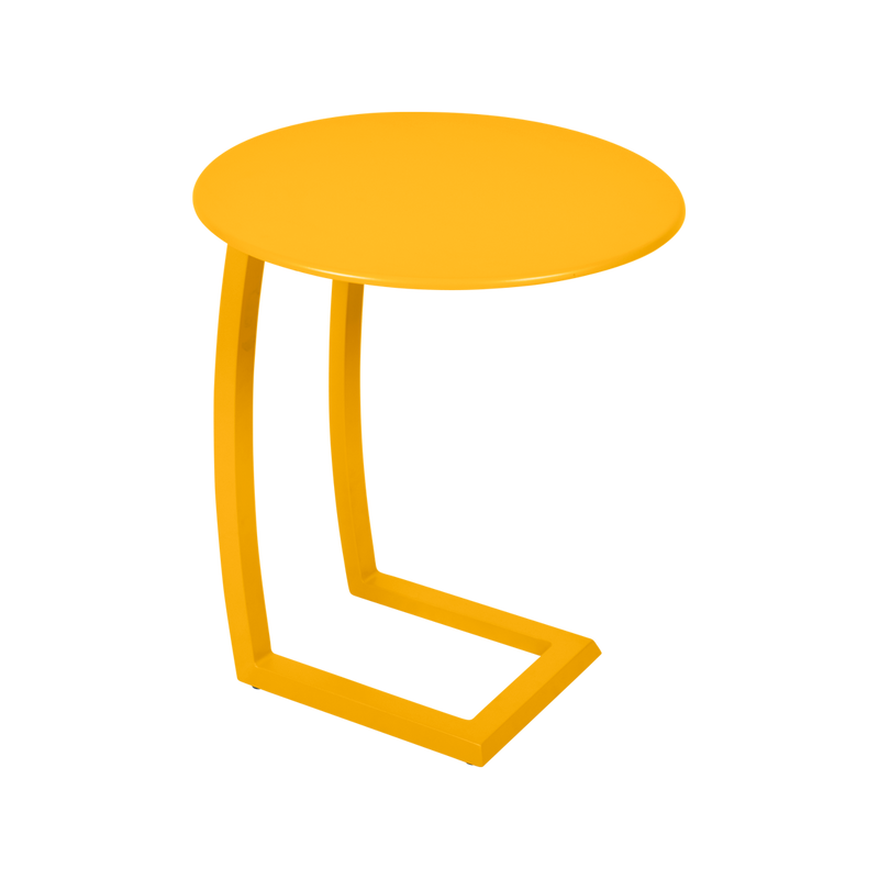 Load image into Gallery viewer, Fermob Alizé Offset Low Table Ø48 cm in Honey – offset side table in aluminium