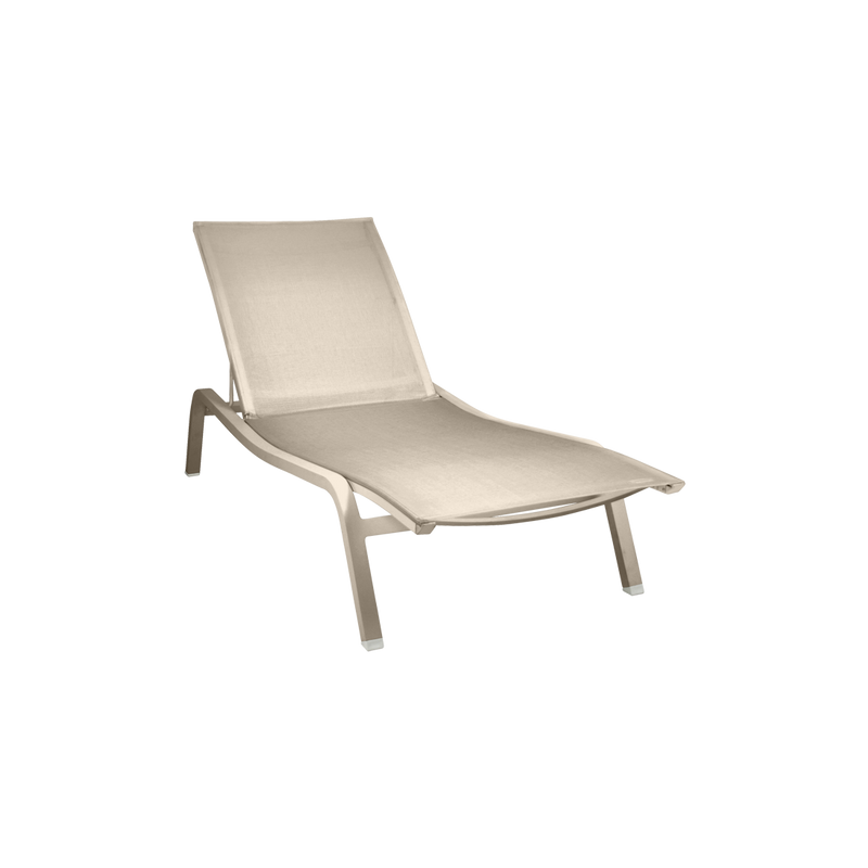 Load image into Gallery viewer, Fermob Alizé XS Sun Lounger in Nutmeg – compact sun lounger in aluminium