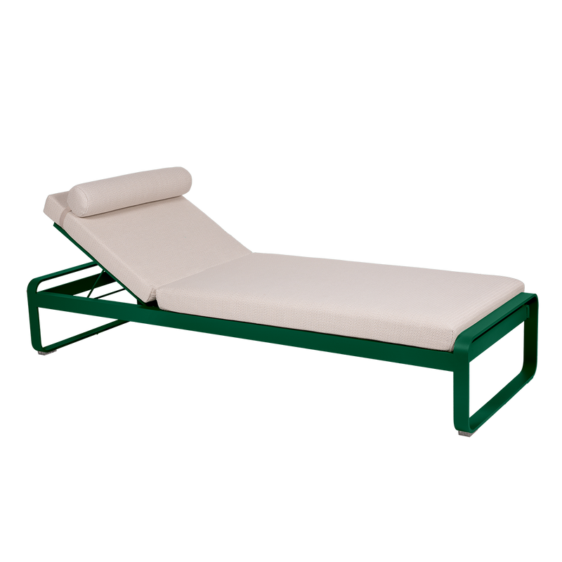 Load image into Gallery viewer, Fermob Bellevie Premium sunlounger– Cedar Green frame with Pearl fabric cushions